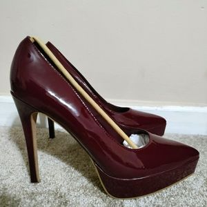 Shoe Dazzle Caitrin Burgundy platform stiletto